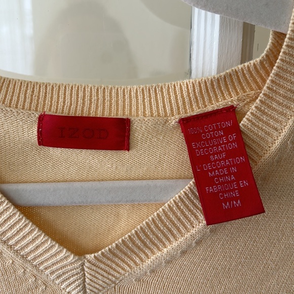 IZOD men’s medium cotton V neck sweater peachy warm yellow, great condition - Picture 2 of 5
